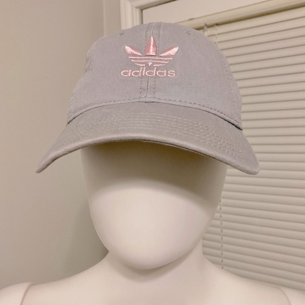Women’s adidas hat light gray pink